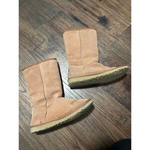 UGG Australia Classic Tall Boots Camel Suede Sheepskin Lined Women's Size 8